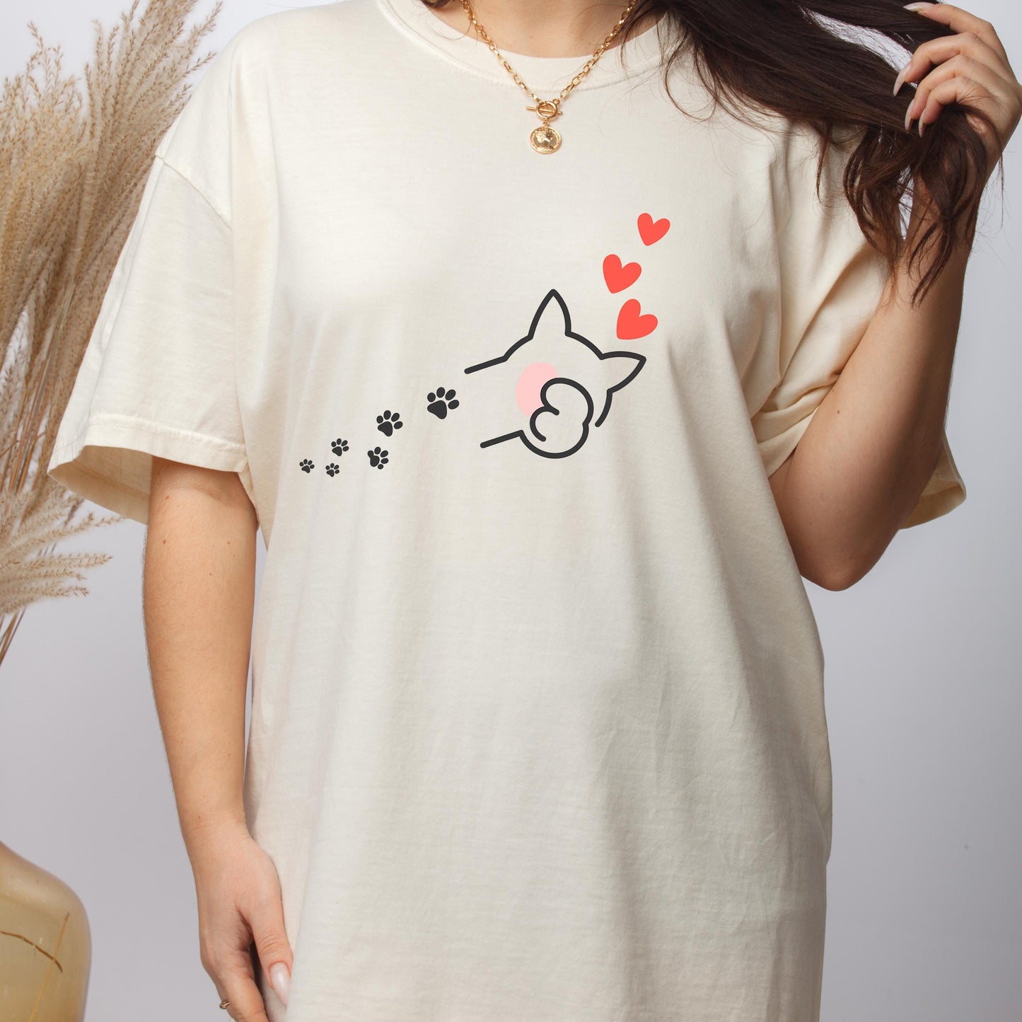 Cat T-Shirt - Minimalist Cat Shirt with Heart Paw Print | Soft Cotton Tee