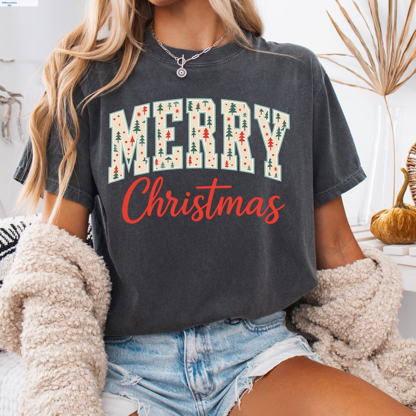 Retro Christmas T-Shirt – Cozy Christmas Tree Tee | Unisex Holiday Shirt