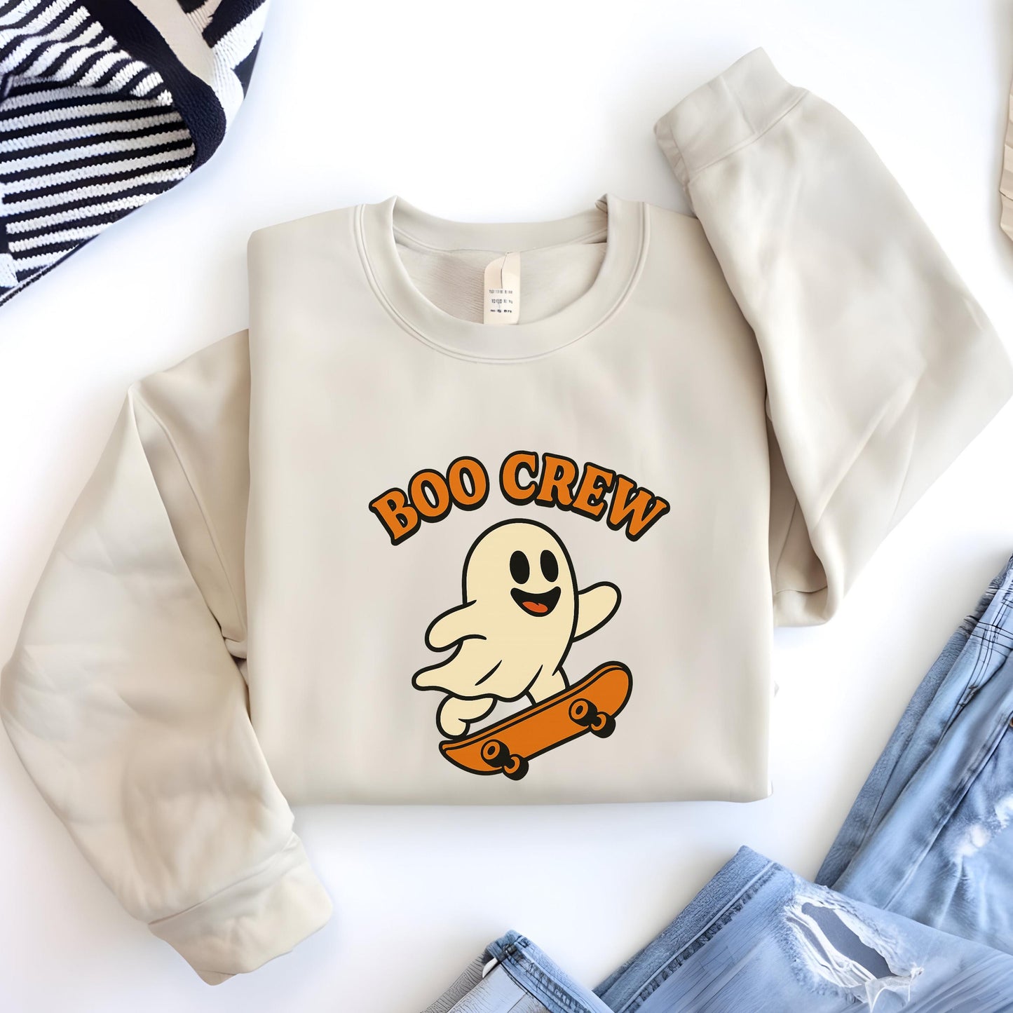 Halloween Ghost Sweatshirt – Retro Skateboard Hoodie With Spooky Cute Sweater Design