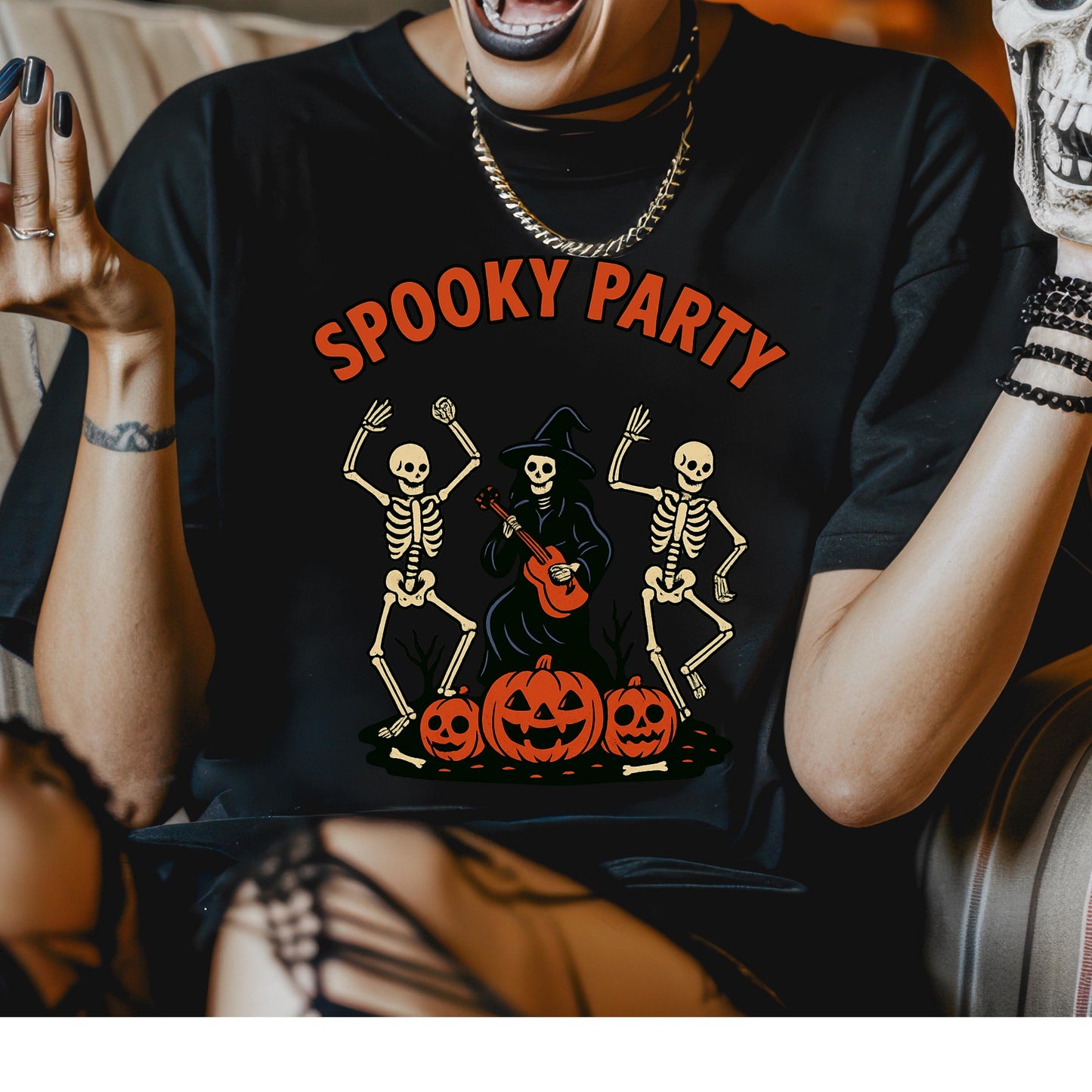 Halloween T-Shirt – Spooky Party Shirt With Dancing Skeletons & Pumpkin Graphic