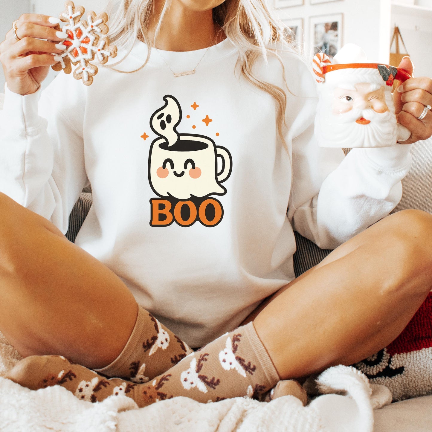 Halloween Ghost Sweatshirt – Cozy Coffee Lover Pullover | Unisex Crewneck