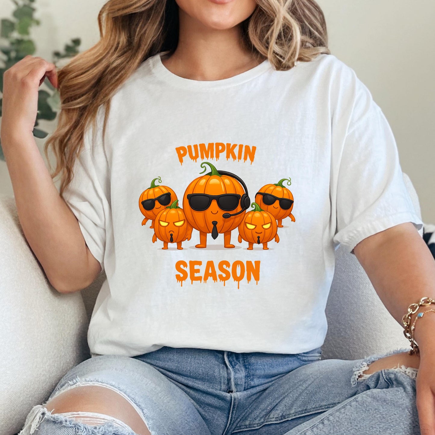 Pumpkin Season T-Shirt – Cozy Season Shirt With Retro Pumpkin Graphic Tee